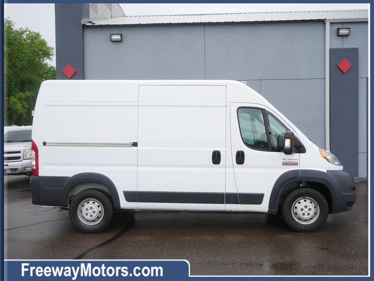 ram promaster cargo van 2018 3C6TRVCG1JE157769 image ram promaster cargo van 2018 3C6TRVCG1JE157769 image